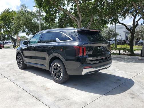 2025 Kia Sorento S