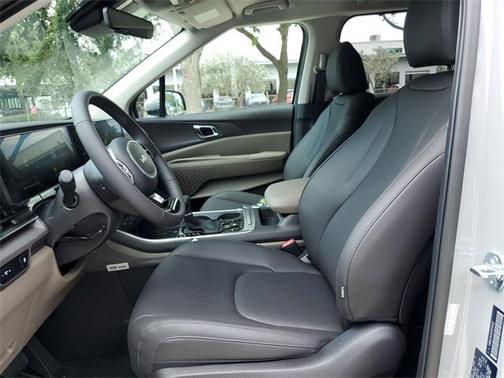 2025 Kia Carnival EX