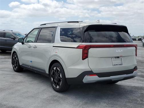 2025 Kia Carnival EX