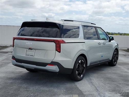 2025 Kia Carnival EX