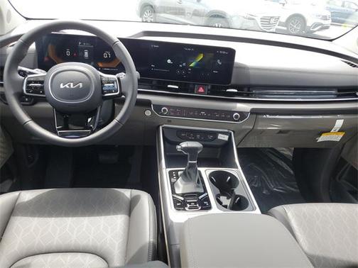 2025 Kia Carnival EX