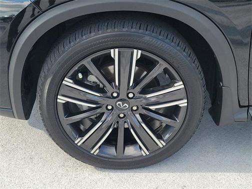 2023 INFINITI QX50 SENSORY
