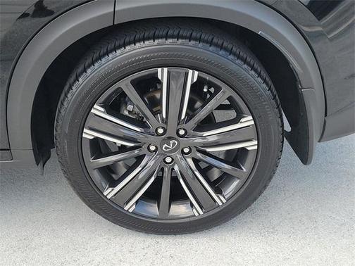2023 INFINITI QX50 SENSORY