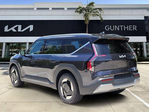 Panthera Metal 2026 Kia EV9 Wind