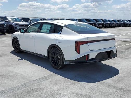 2025 Kia K4 GT-Line Turbo