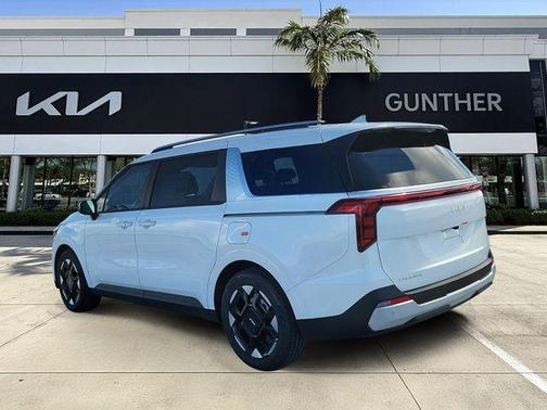 Snow White Pearl 2027 Kia Carnival EX