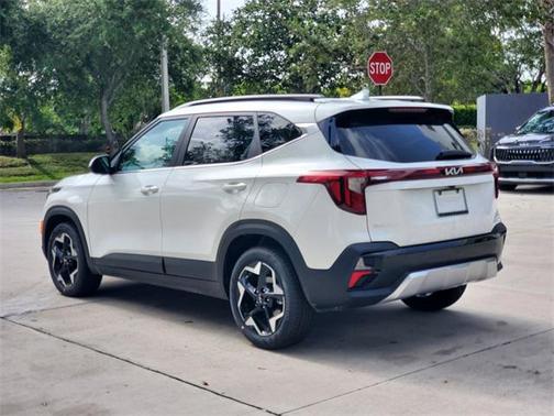 2025 Kia Seltos EX