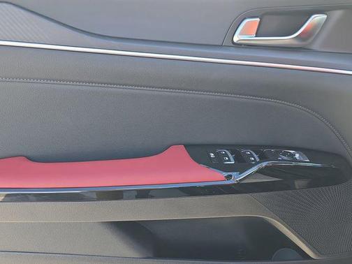 Aurora Black Pearl 2026 Kia K5 GT-Line
