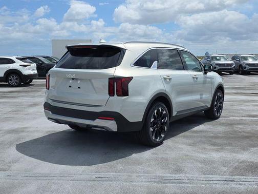 Ivory Silver 2026 Kia Sorento EX