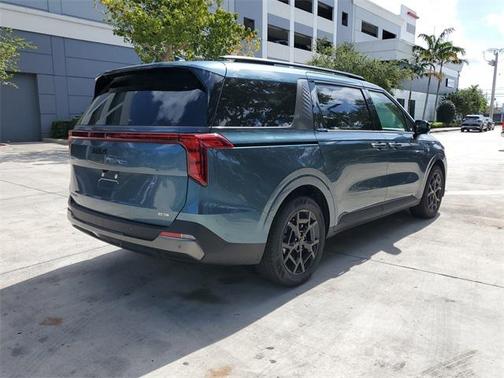 2025 Kia Carnival Hybrid SX