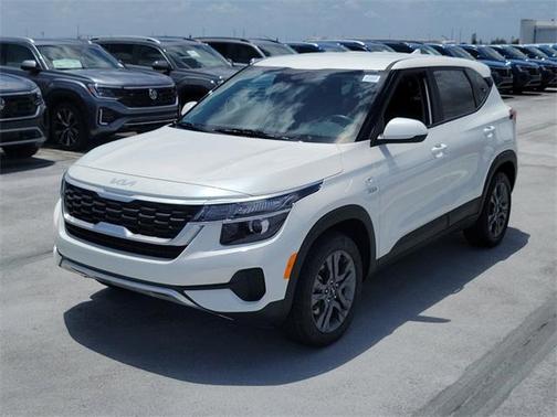 2023 Kia Seltos LX