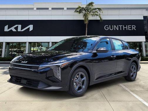 Aurora Black Pearl 2026 Kia K4 LXS