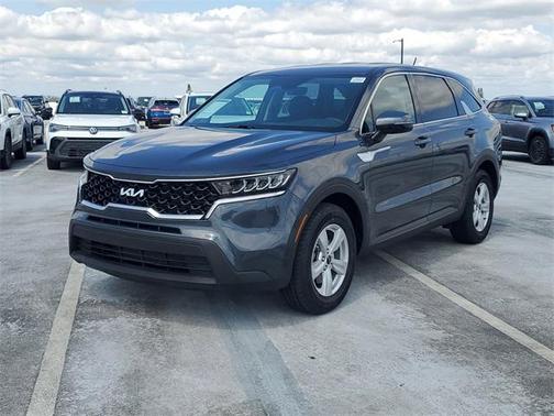 2023 Kia Sorento LX
