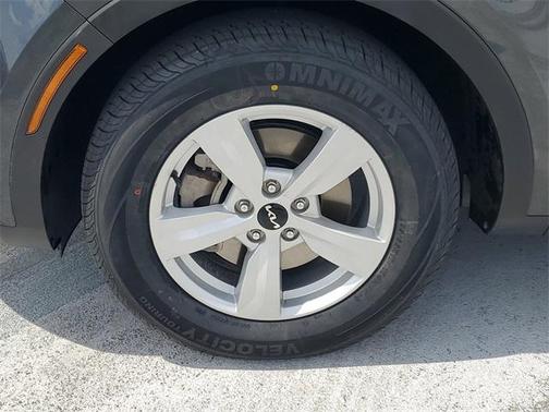 2023 Kia Sorento LX
