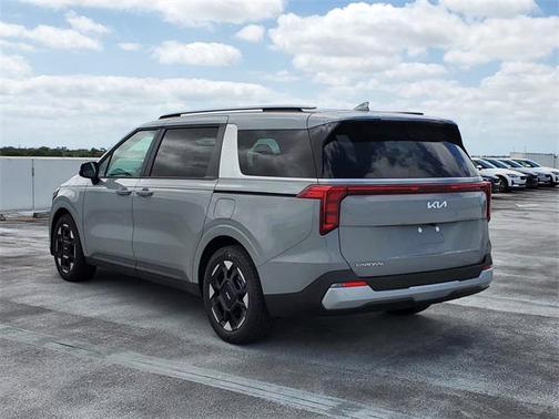 2025 Kia Carnival EX
