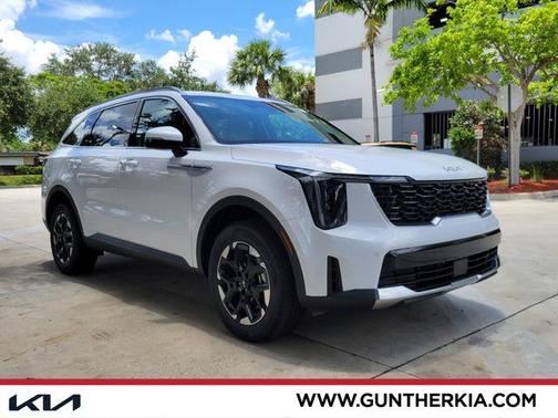 Glacial White 2026 Kia Sorento S