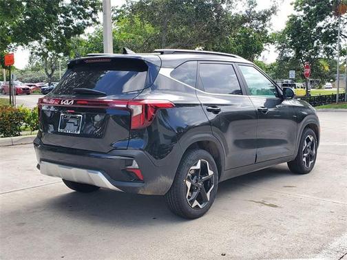 2025 Kia Seltos EX