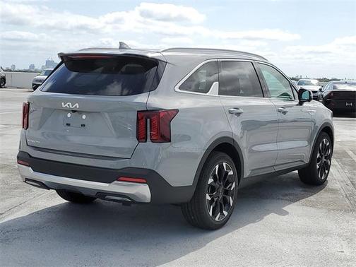 2025 Kia Sorento SX