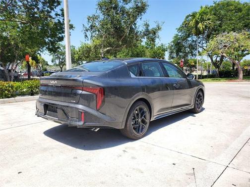 2025 Kia K4 GT-Line Turbo