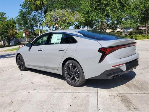 2025 Kia K5 GT-Line