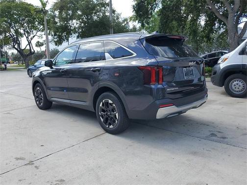 2025 Kia Sorento S
