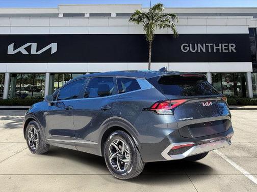 Gravity Gray 2025 Kia Sportage LX