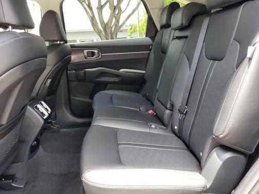 Ebony Black 2026 Kia Sorento S