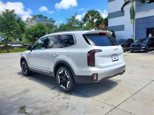 2025 Kia Telluride EX