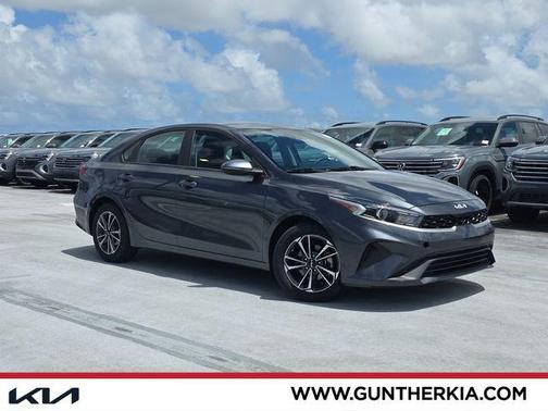 Gravity Gray 2023 Kia Forte LXS
