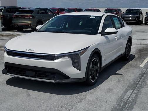 2025 Kia K4 EX