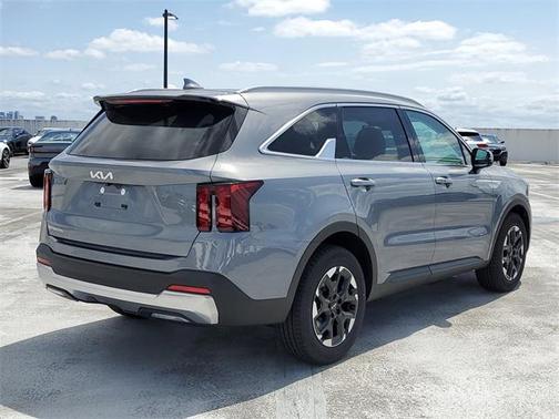 2025 Kia Sorento S
