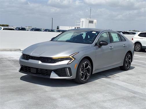 2025 Kia K5 GT-Line