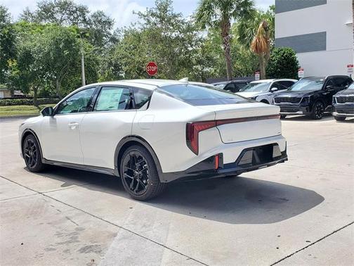 2025 Kia K4 GT-Line Turbo