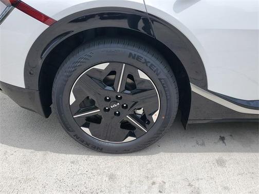 2025 Kia EV6 Wind