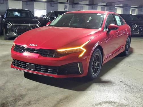 2025 Kia K5 LXS