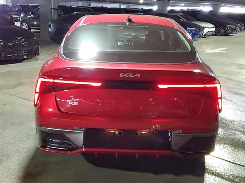 2025 Kia K5 LXS