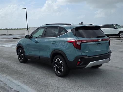 2025 Kia Seltos EX