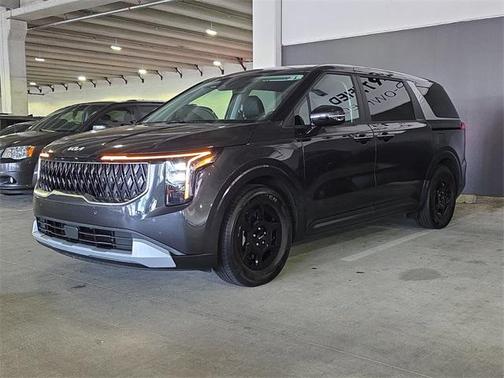 2025 Kia Carnival LXS