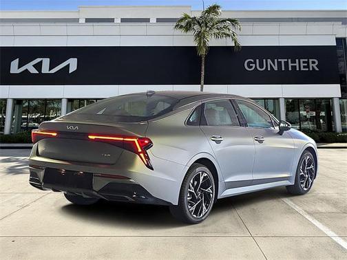 2026 Kia K5 GT-Line