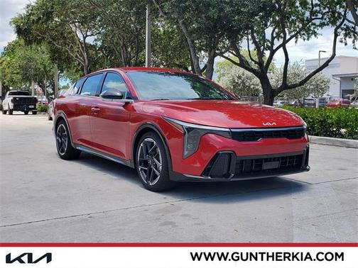 2025 Kia K4 GT-Line