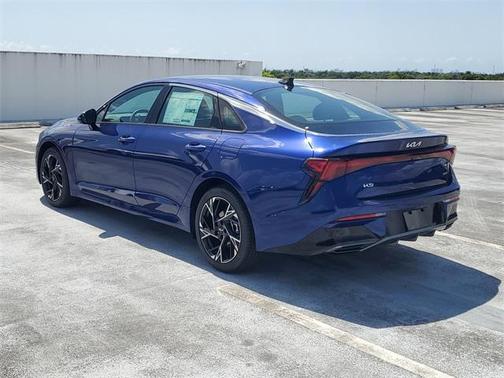 2025 Kia K5 GT-Line