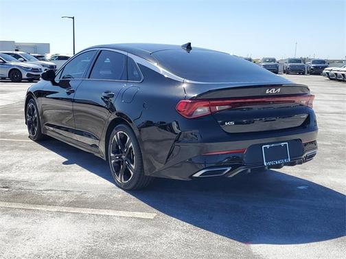 2023 Kia K5 GT-Line