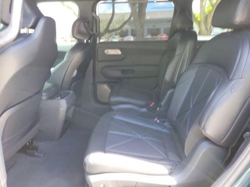 Black Jade Green 2027 Kia Telluride Hybrid SX