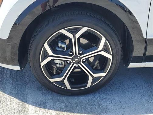 2023 Kia Niro Touring