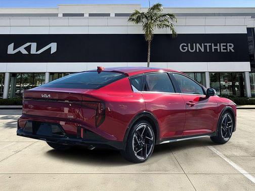 2026 Kia K4 GT-Line
