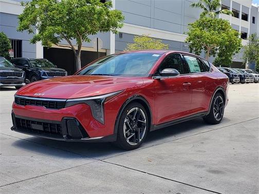 2025 Kia K4 GT-Line