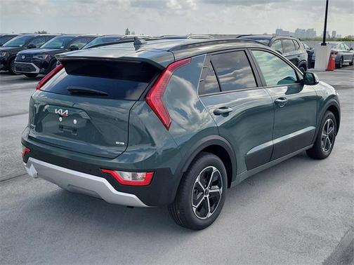 2025 Kia Niro EX
