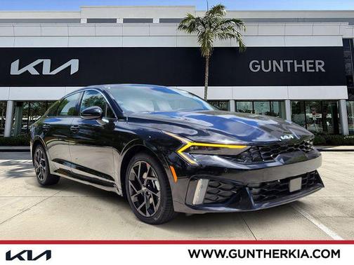 Aurora Black Pearl 2026 Kia K5 GT-Line