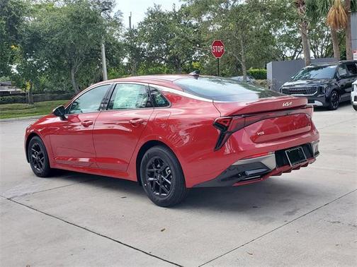 2025 Kia K5 LXS