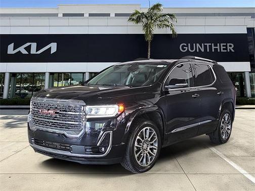 2023 GMC Acadia Denali